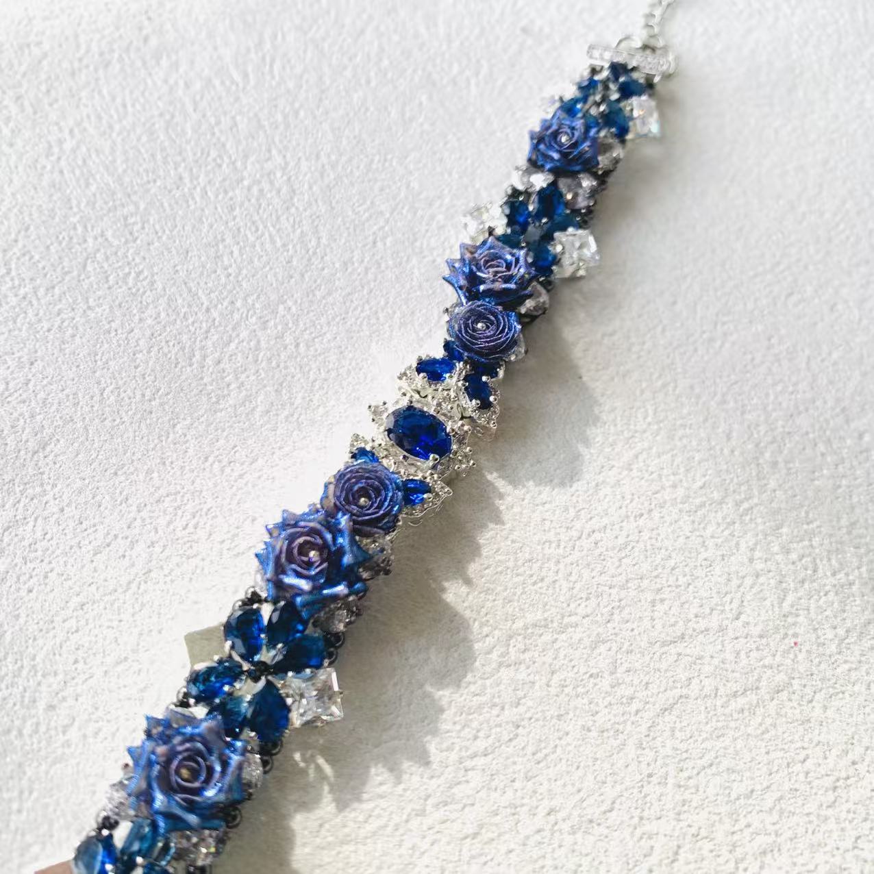 Pulsera de aguamarina y perla hecha a mano