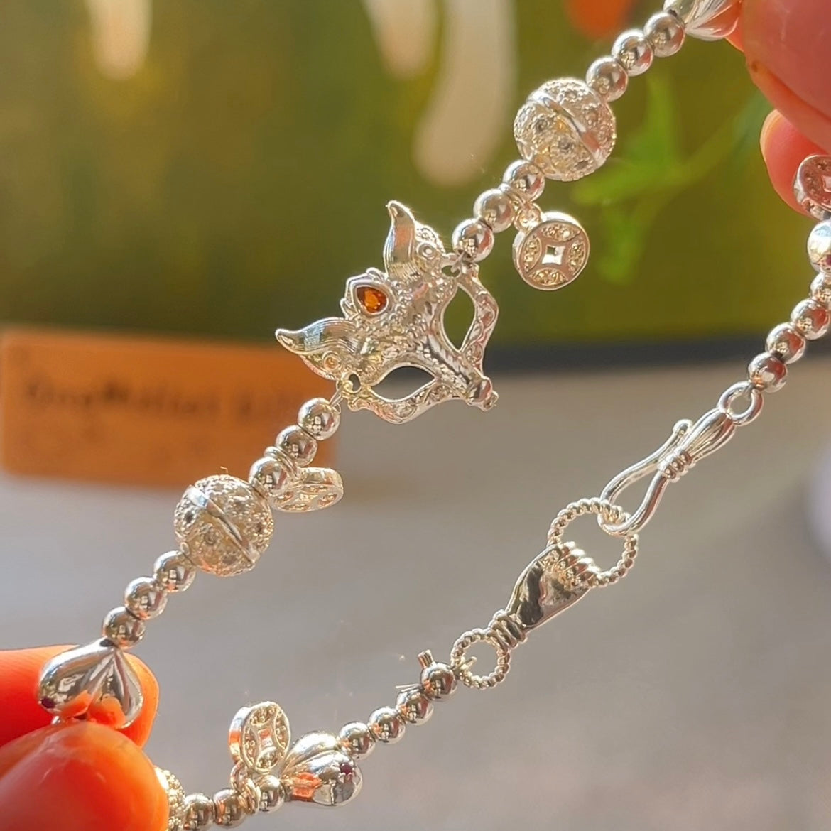 Pulsera de aguamarina y perla hecha a mano