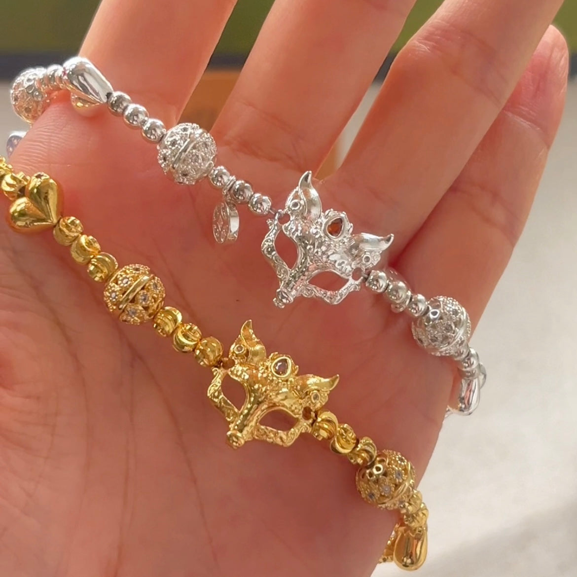Pulsera de aguamarina y perla hecha a mano