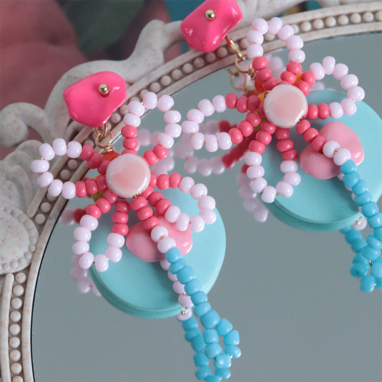Pendientes de flores con cuentas, pendientes de aguja de plata hechos a mano