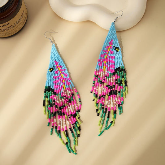 Pendientes de cuentas hechos a mano con borlas y flores coloridas para vacaciones