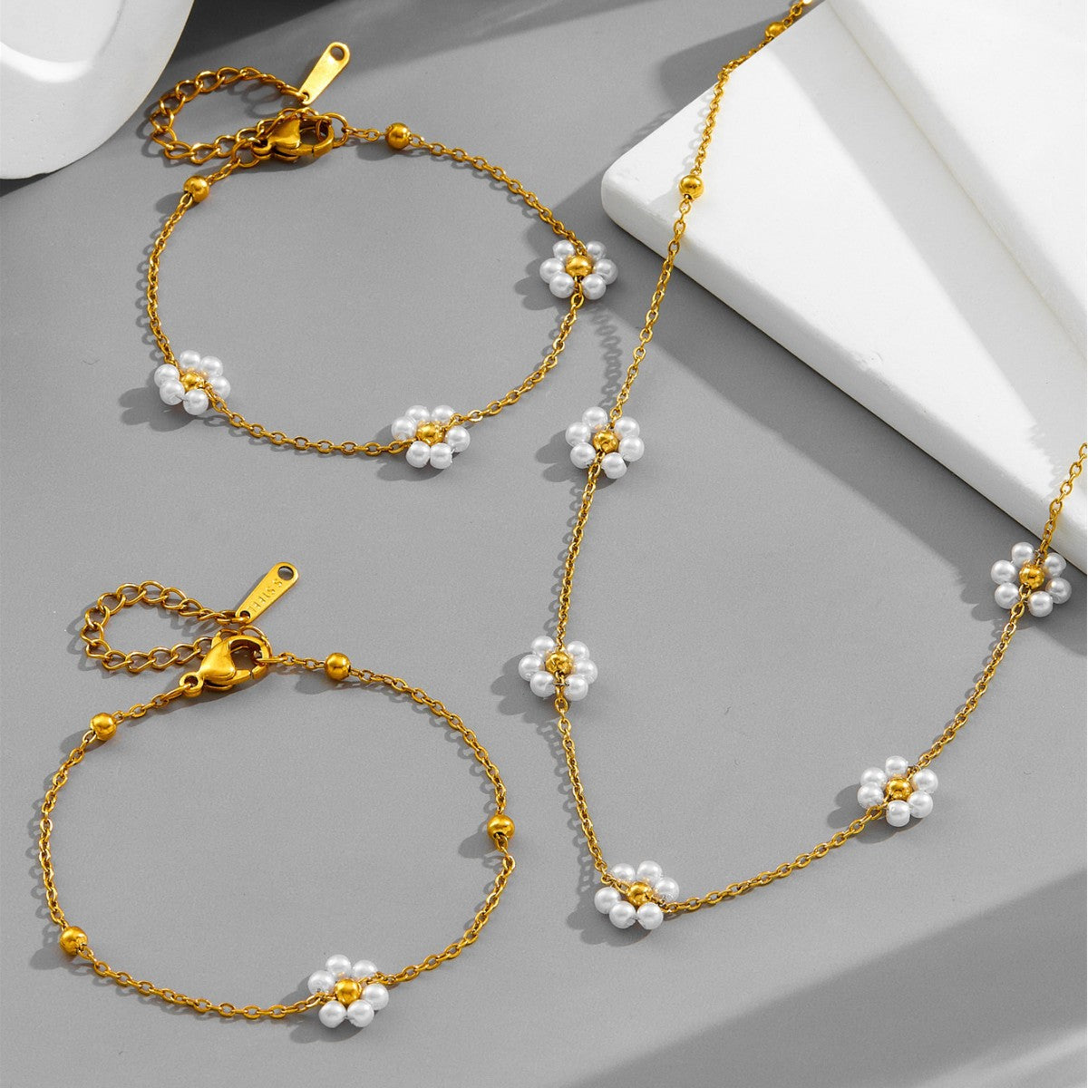 Daisy Pearl Choker Necklace bracelet Jewelry Set 14K Gold Plated