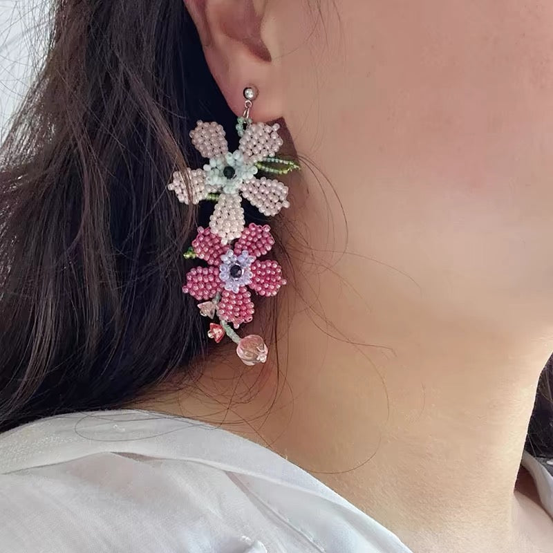 Pendientes de cuentas hechos a mano Pendientes florales de verano hechos a mano