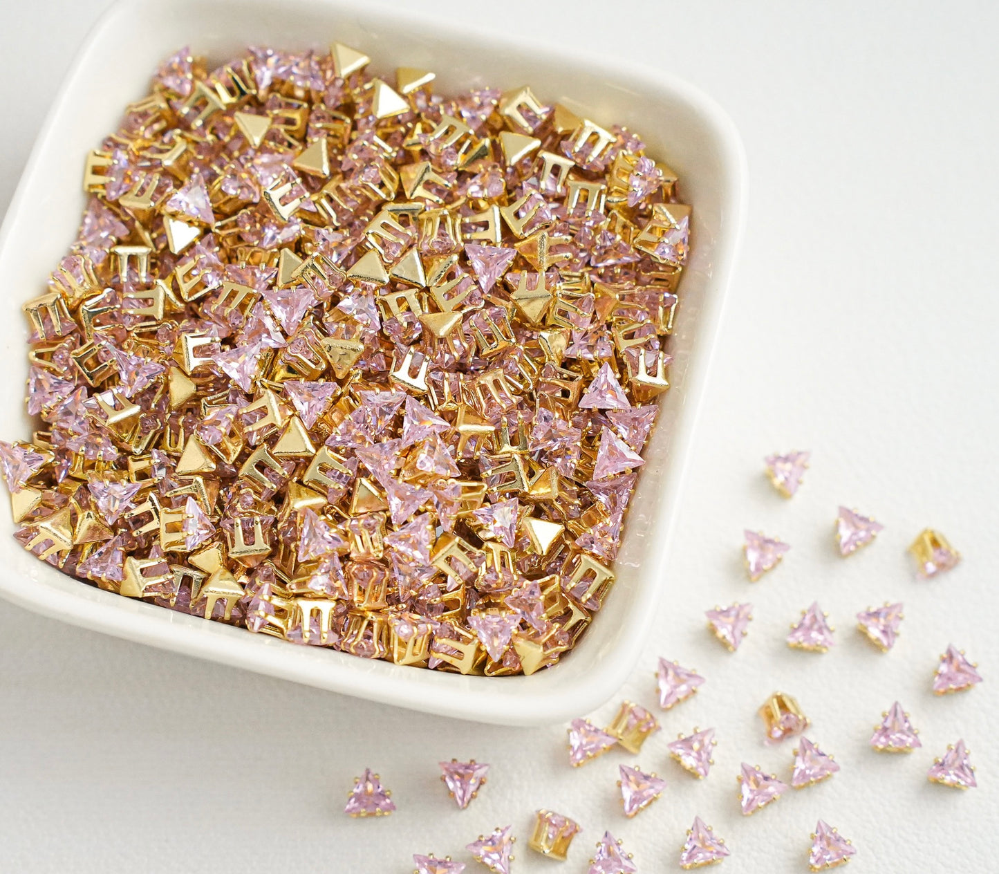 OneMillet Triangle Zirconia Beads 4MM