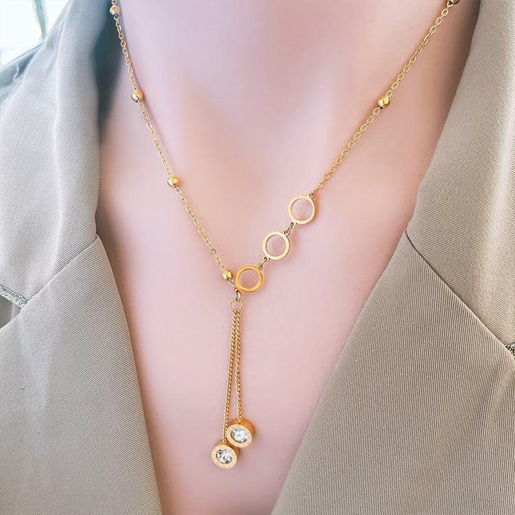 Collar de perlas hecho a mano con cuentas en forma de corazón