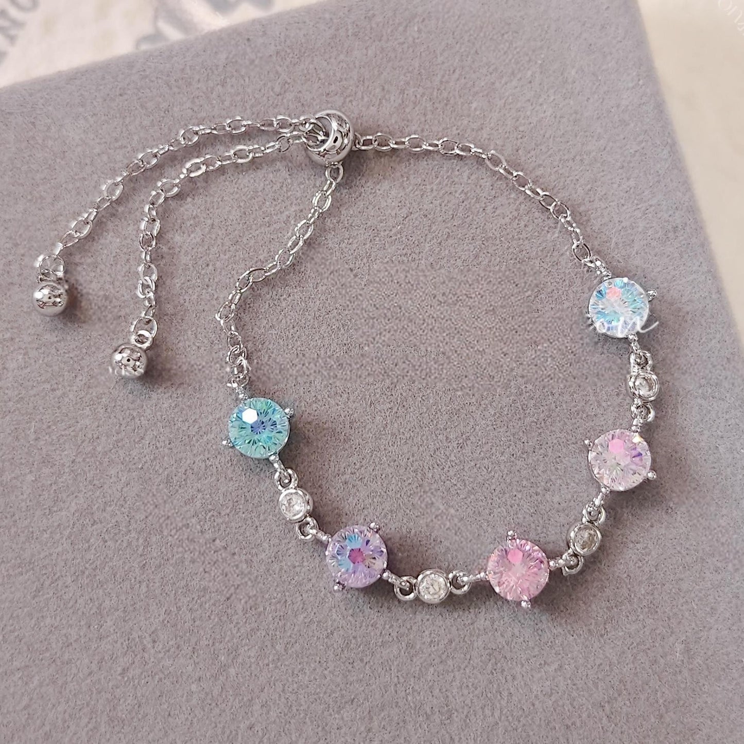 Pulsera de aguamarina y perla hecha a mano