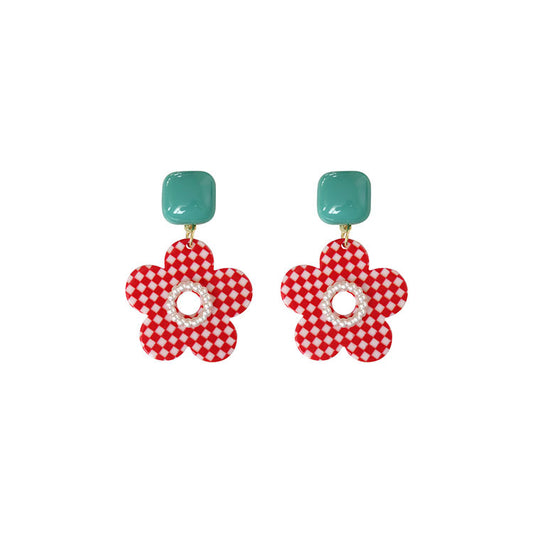 Pendientes de perlas con cuadros escoceses