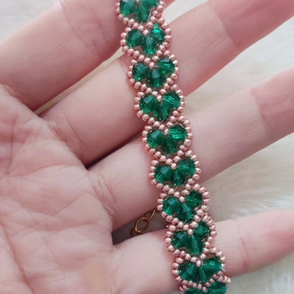 Pulsera de corazón con cuentas hecha a mano