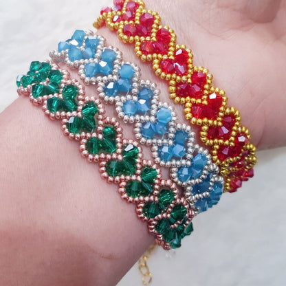 Pulsera de corazón con cuentas hecha a mano