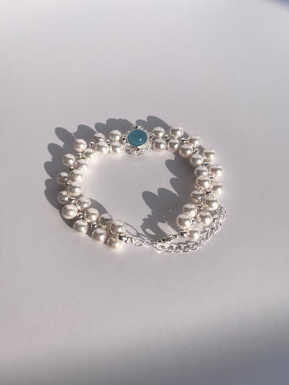 Pulsera de aguamarina y perla hecha a mano