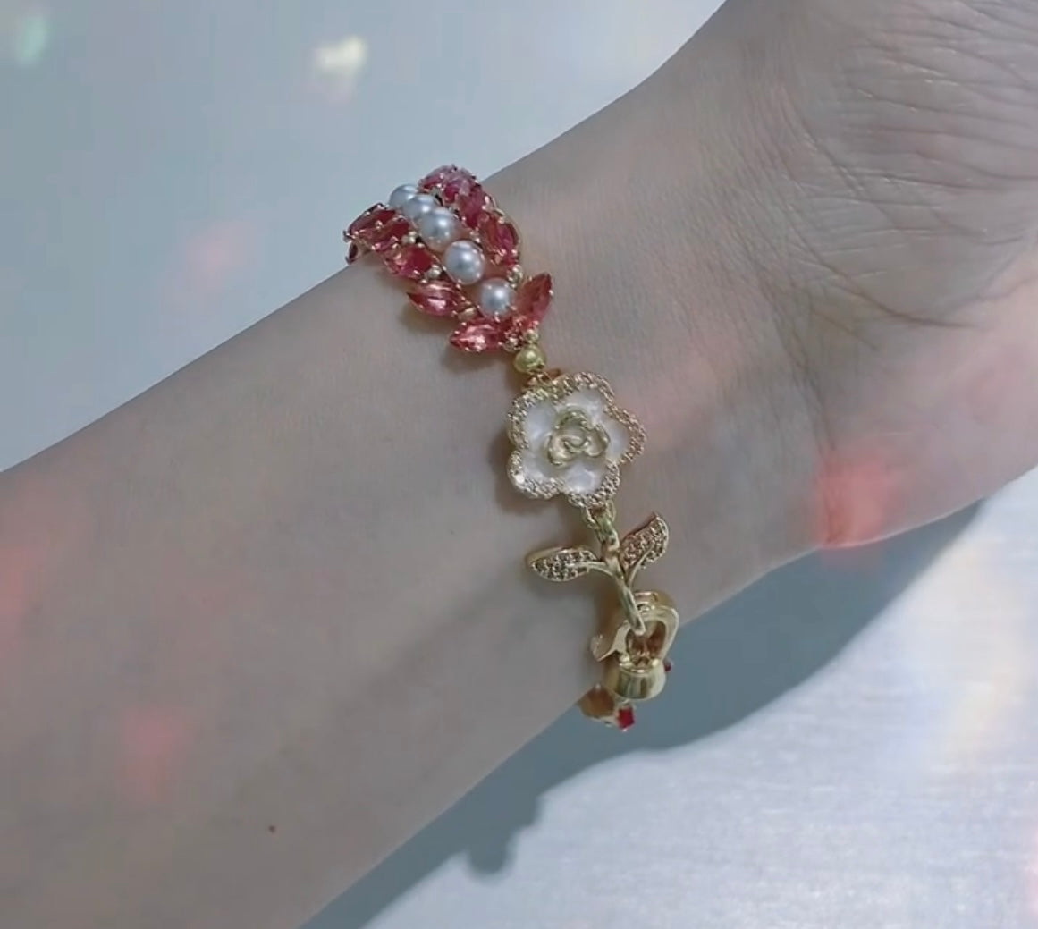 Pulsera de aguamarina y perla hecha a mano