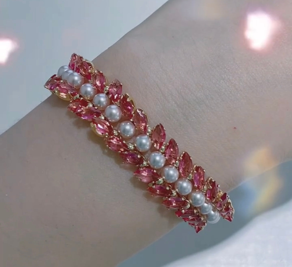 Pulsera de aguamarina y perla hecha a mano