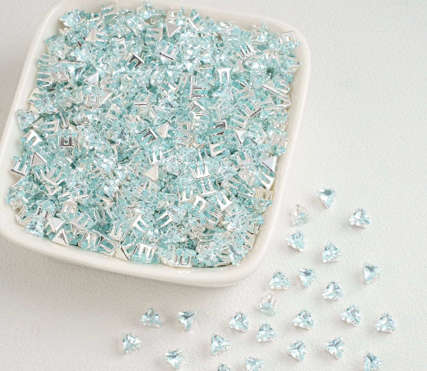 Triangle Zirconia Beads 4MM