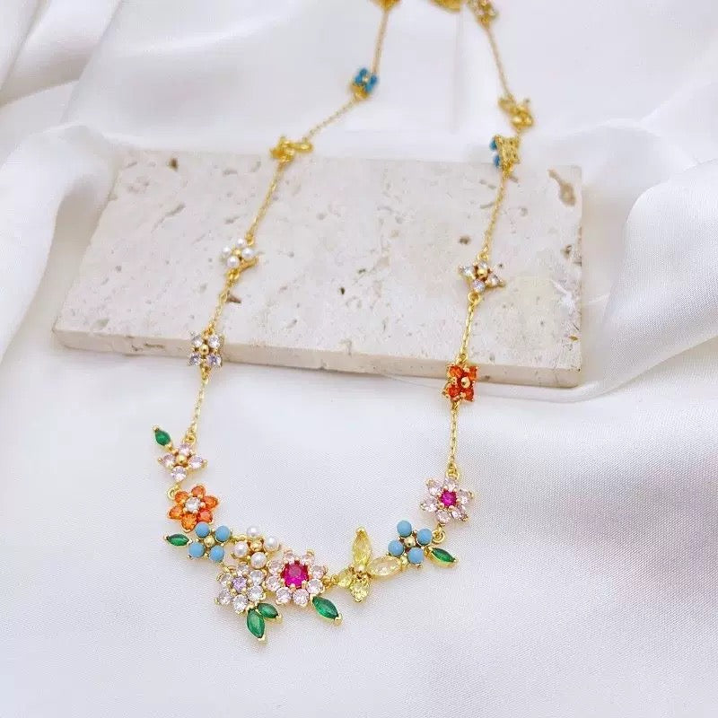 Zircon Flower Necklace 18K Gold Plated