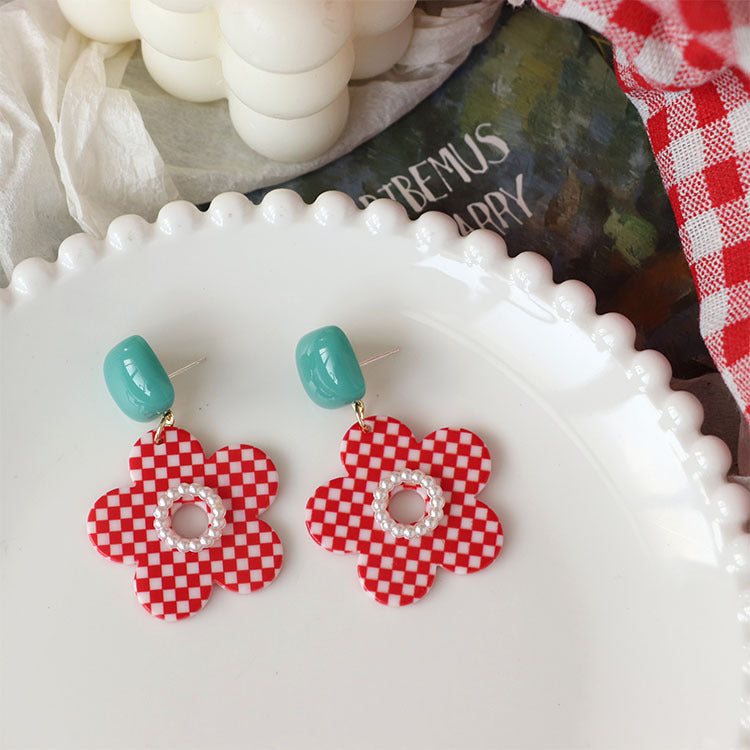 Sweet Plaid Pearl Earrings