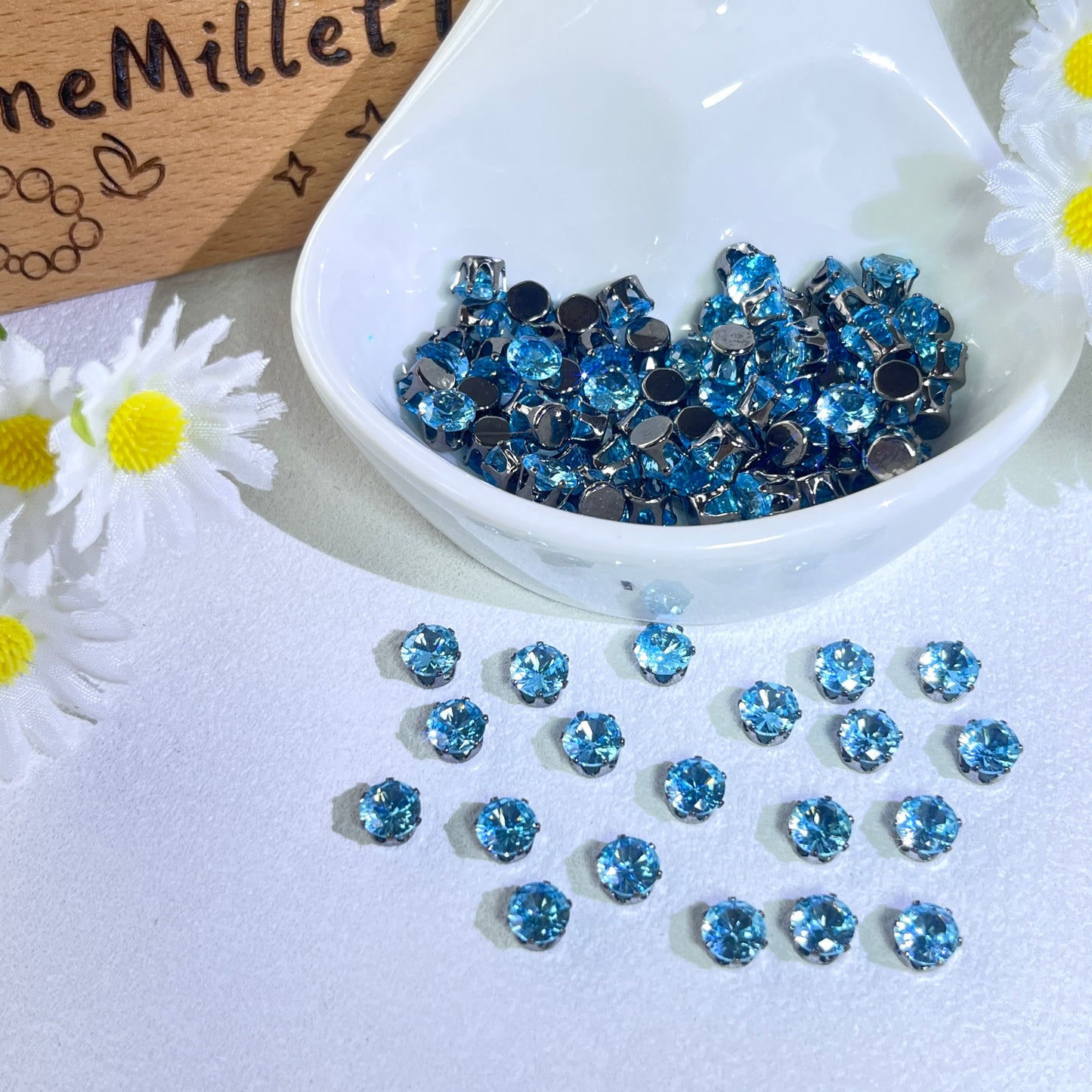 OneMillet Black-Base Round Zirconia Stone 5mm